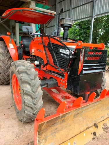 M9540 ឆ្នាំ2023 ត្រាក់នៅសំនុំស្អាតមិនទាន់ប៉ះសោ