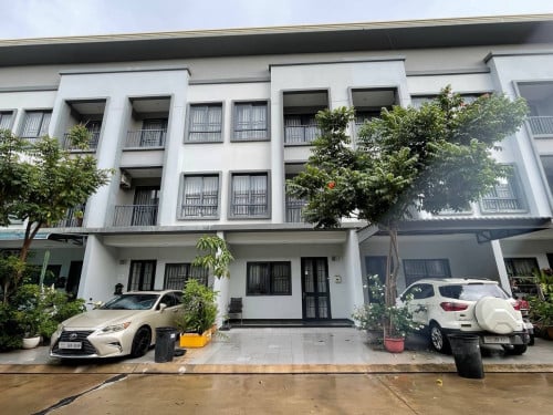 ផ្ទះជួលនៅបុរីជីបម៉ង598