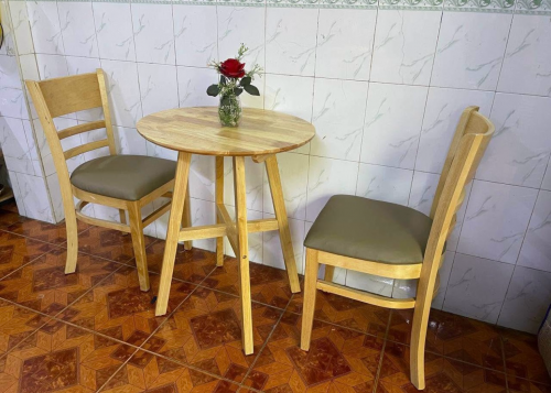 ឈុតតុនឹងកៅអី set coffee table