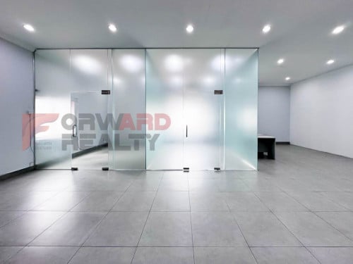 🏢75m² Office Space Available at BKK1 Area