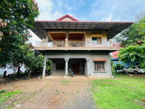 🏦House Available for Urgent Sale at a Special Price (Negotiable).