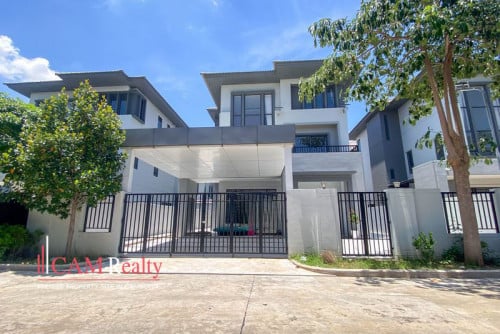 5 Bedrooms Queen Villa For Rent In Borey Chip Mong Land, Park Land 598