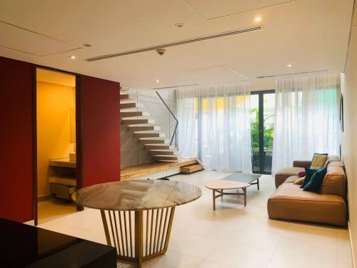 Massive Two-Bedroom Duplex for Lease – Daun Penh  Ref: KHRA127