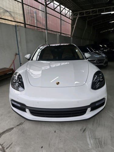 Porsche Panamera 2017 Full option
