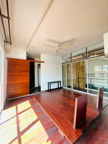 Renovated Villa Or Restaurant Hotel For Rent In Daun Penh Few minutes to Independent Monument
