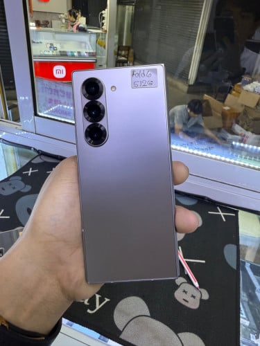 Samsung fold6 512G ក្រុមហ៊ុន ស្អាតដូចថ្មី