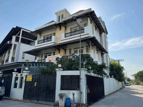 វីឡាជួល ច្បារអំពៅ