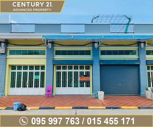 ផ្ទះល្វែង នៅជិតរមណីដ្ឋាន កៀនស្វាយក្រៅ ក្នុងបុរី កៀនស្វាយផ្លាហ្សា ត្រូវការលក់បន្ទាន់ខ្លាំង