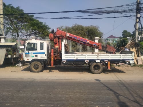 ឡានស្ទូចជួលគ្រប់ធន់ crane for rent