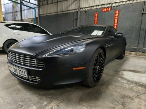 阿斯顿马丁rapide