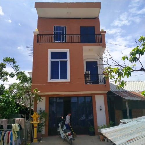 🏦House Available for Urgent Sale at a Special Price (Negotiable).