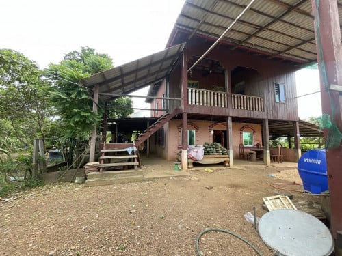 🏦House Available for Urgent Sale at a Special Price (Negotiable).