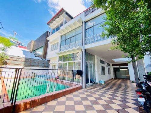 13 Bedrooms For Rent Kn Beoung Keng Kang1 With Swimming Pool.