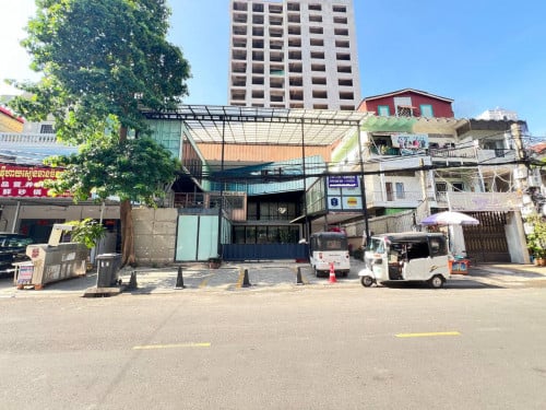 Shop For Rent- Daun Penh