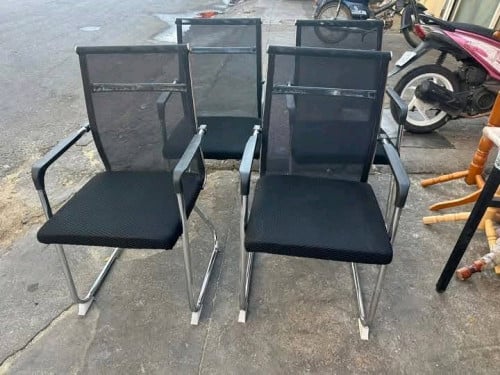 កៅអីសំណាញ់