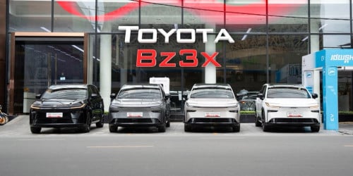 🚘​Toyota bZ3X 610Max 🔥 FREE : Film + UV + Apple CarPlay  + 2 Chargers + 1 year warranty….