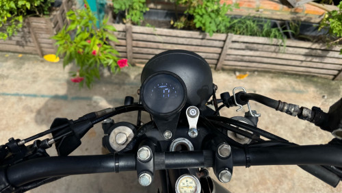 Honda NX-650 Dominator Scrambler