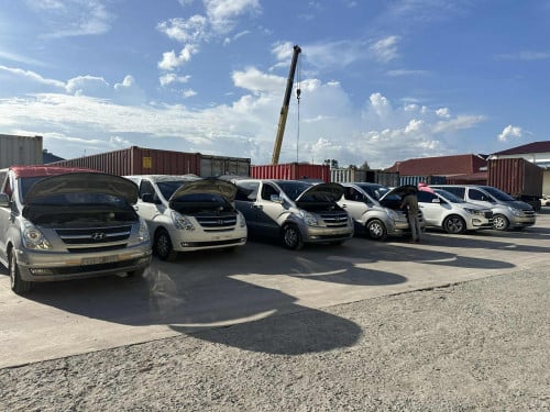 Hyundai  grand starex 2012ដល់2020