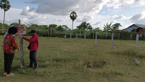 ដីលក់វៃចេញខាត ផ្លូវ51 ដីភូមិក្បែរតំបន់អគ្គីសនី ៩០ត