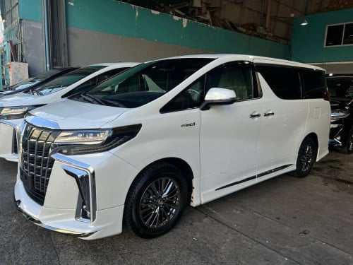 2019 Alphard Executives Lounge បើកដំបូល