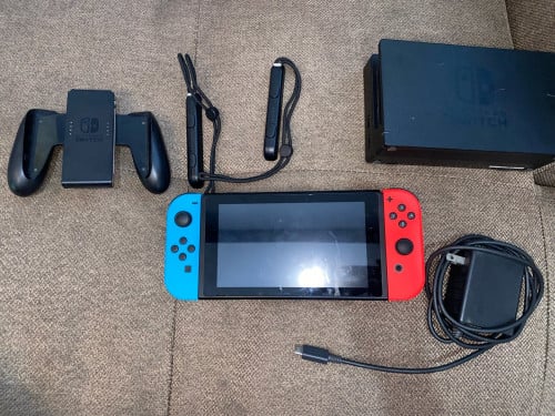 Nintendo Switch: Full Set