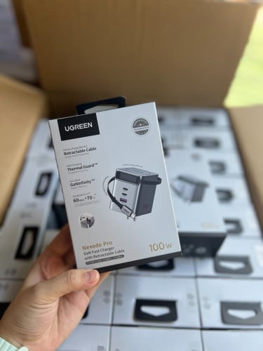UGREEN 100W GaN Fast Charger with Retractable Cable 65827