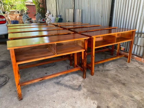 តុសិស្ស