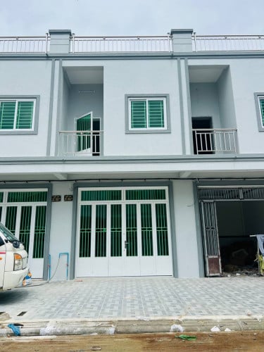 ផ្ទះវីឡាកូនកាត់លក់