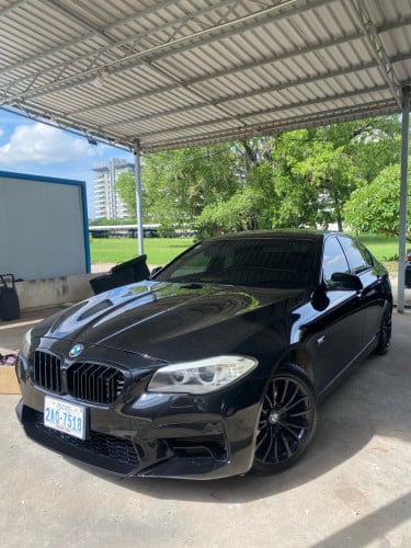 លក់ BMW 520i, 2012