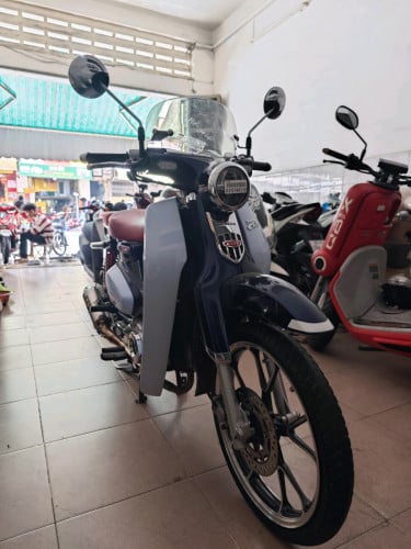 Honda​ super cub 125cc 2018 tax paper from Japan for sell