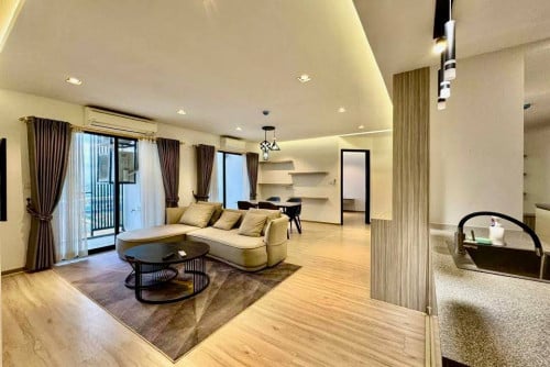 MODERN THREE BEDROOM FOR RENT-CHBAR OMPOV🍀