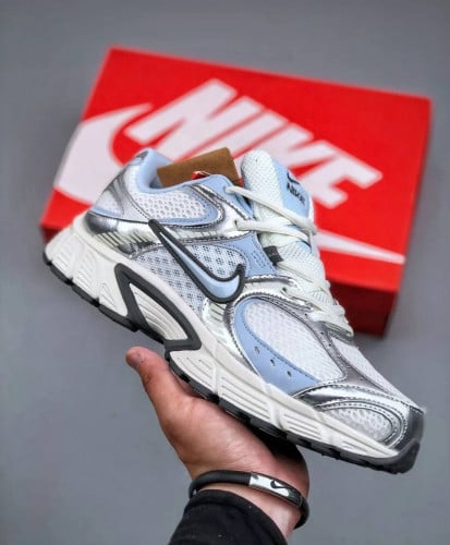 Nike V5 RNR Sneakers Men And Women