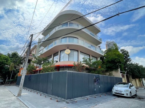 Urgent  building for sale in Toul Kork