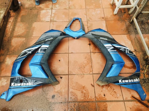 ZX10 អាវចិន