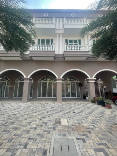 ផ្ទះល្វែងសម្រាប់ជួលនៅបុរី Orkide 6A