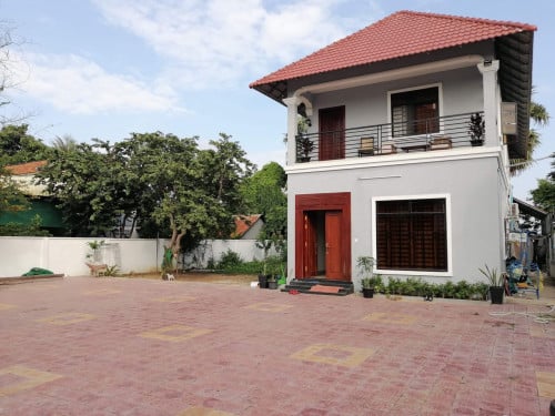 🏦House Available for Urgent Sale at a Special Price (Negotiable).