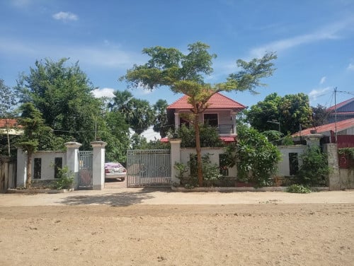 🏦House Available for Urgent Sale at a Special Price (Negotiable).