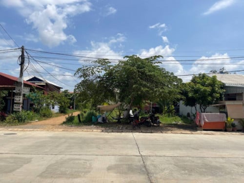 🏦Land Available for Urgent Sale at a Special Price (Negotiable).