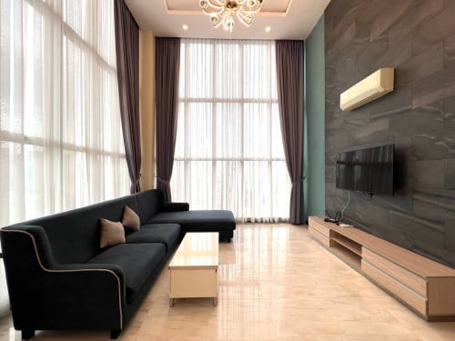 3-Bedroom Penthouse for Rent | Tonle Bassac  Ref: KHRA556