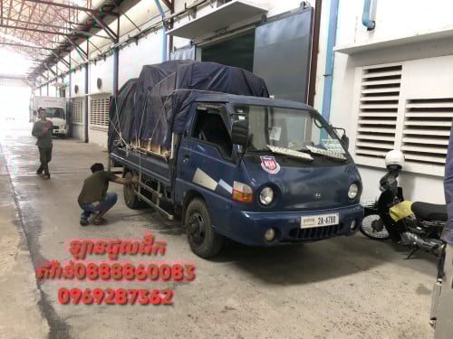 ឡានជួលដឹកឥវ៉ាន់