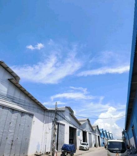 ឃ្លាំងជួល ៖ សង្កាត់ស្ទឹងមានជ័យ, ខណ្ឌមានជ័យ, រាជធានីភ្នំពេញ