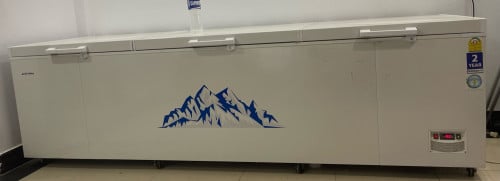 ទូក្លាសេសាច់