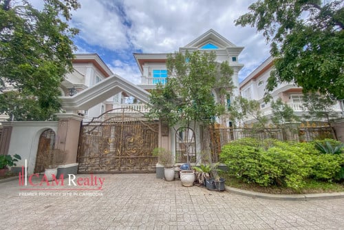 🏰 5+2 Bedrooms Prince Villa For Rent | In Peng Huoth Boeng Snor