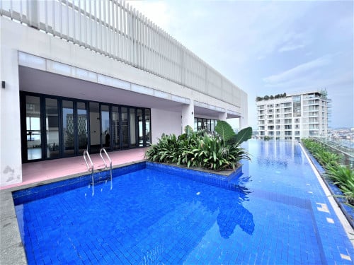 EMBASSY RESIDENCE - Tonle Basac FOR SALE