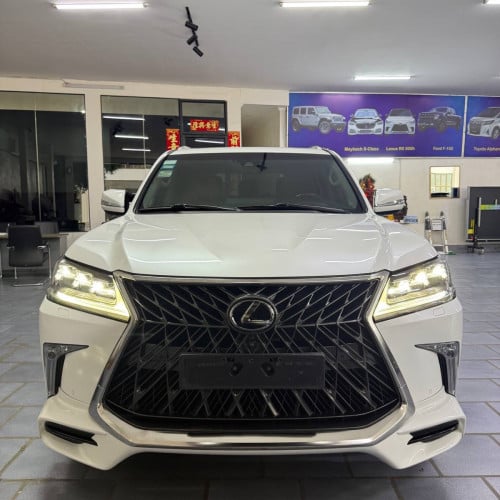 Lexus LX570 Super Sport 2018 ទឹកថ្នាំហ្សុីនមួយជុំ 100%  តម្លៃនិយាយគ្នាបាន 保證特價