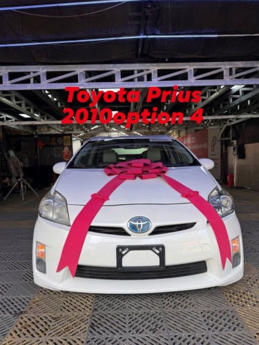 Prius 2010/2013 ឡានស្អាត