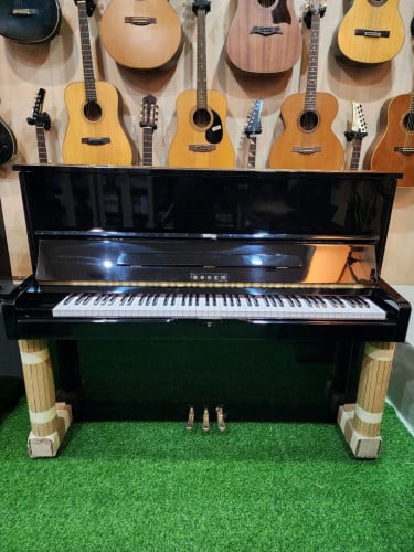 Upright Piano from Japan (Made in Japan)