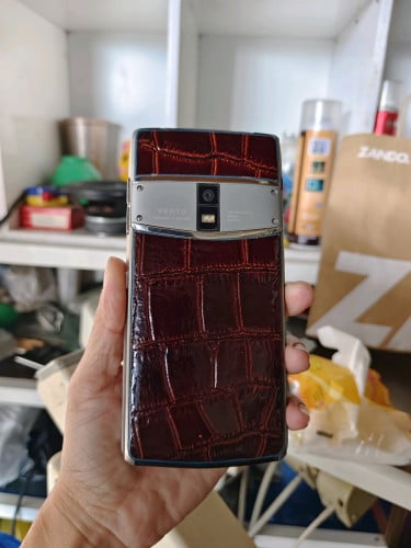 Vertu constallation x