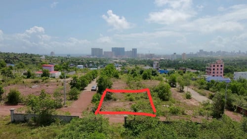 ដីលក់លើបុរីឈ្នះឈ្នះ ( ដីកែង)