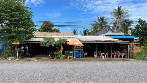 ដីលក់បន្ទាន់តម្លៃក្រោមទីផ្សារទទឹង19mបណ្តោយ45mខាងត្បូងបូរីឡេងសេណា100m។